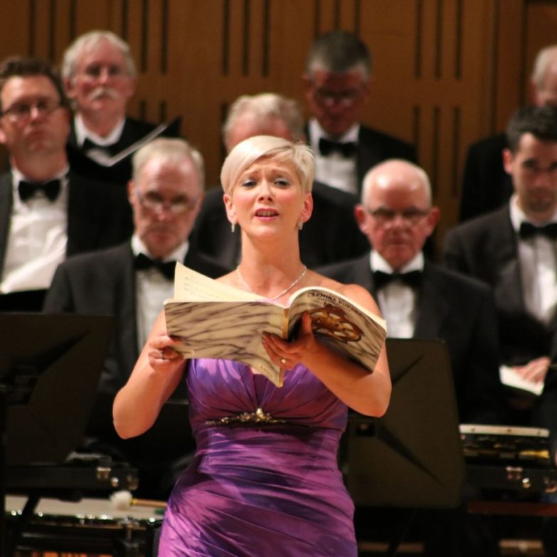 Emma Morwood with choir & orchestra